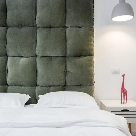 Jungle Escape - Luxe 1-br Haven In *