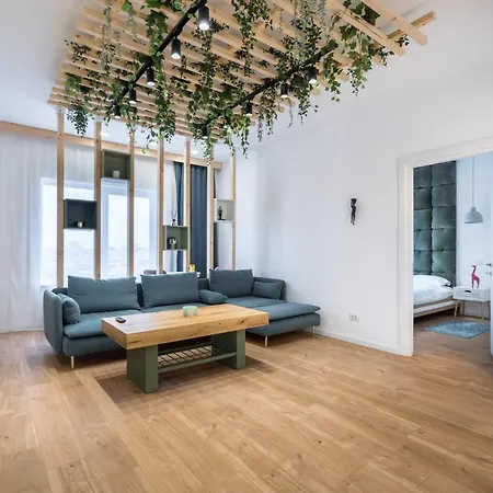 Apartamento Jungle Escape - Luxe 1-br Haven In *