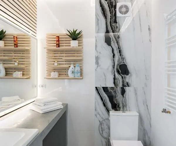 アパート Jungle Escape - Luxe 1-br Haven In