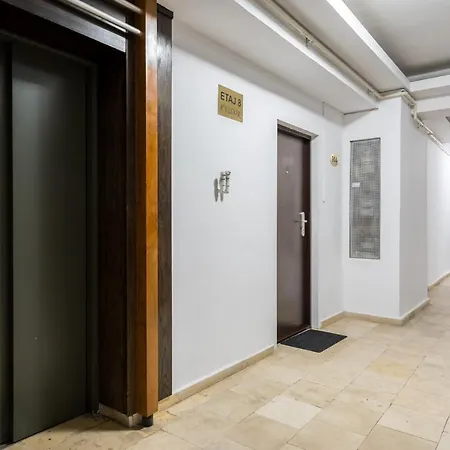 Jungle Escape - Luxe 1-br Haven In Apartament *