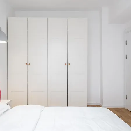 Jungle Escape - Luxe 1-br Haven In Apartament *