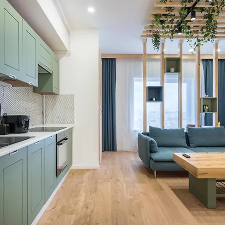 Jungle Escape - Luxe 1-br Haven In アパート